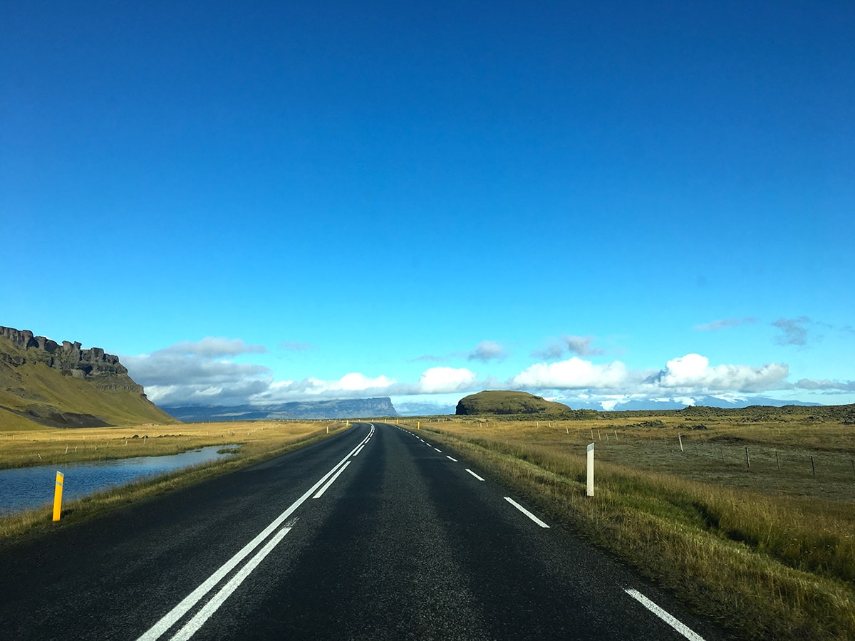 icelandroad.jpg