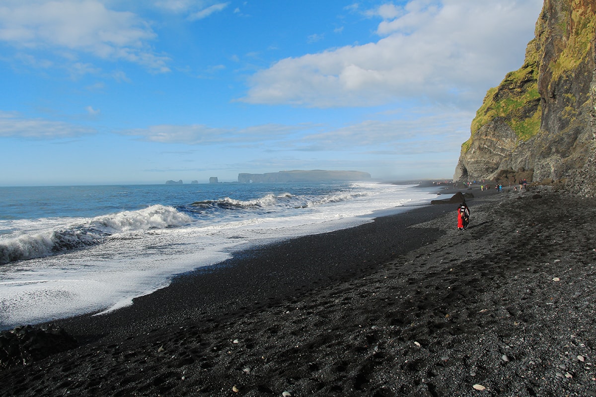 reynifsjarabeachiceland06min.jpg